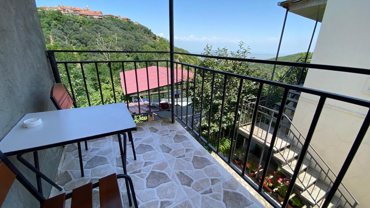 Lia'S Guest House Sighnaghi Zewnętrze zdjęcie
